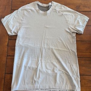 Men's Lululemon Crewneck Top